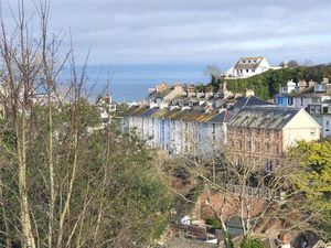 Photo 3- click for photo gallery